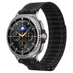   Spigen WBF0 Samsung Galaxy Watch 8 / Watch 8 Classic (40/44/46mm) szíj, fekete